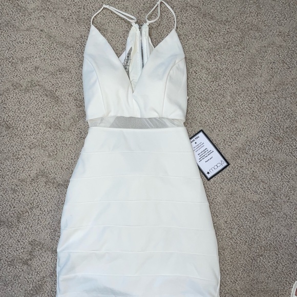 White Emerald Sundae Macys cocktail dress - Picture 2 of 5